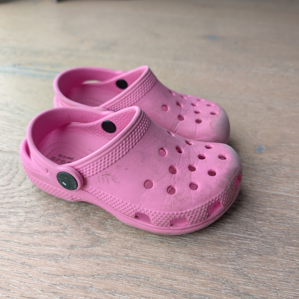CROCS Kids Pink Water Shoes